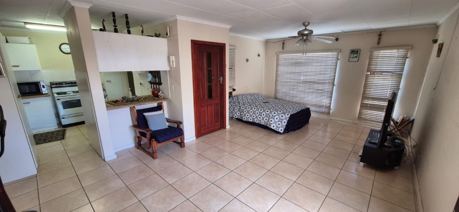 3 Bedroom Property for Sale in Abbotsford Eastern Cape
